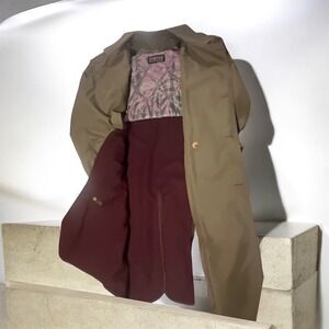 MEN Classic Trench Coat Newport Harbor Olive Green, 100% Pure Wool.